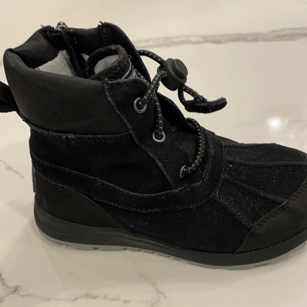 Boys size 2 UGG waterproof boots